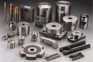 What are the characteristics of the CNC turning process